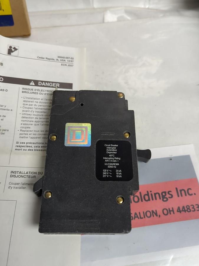 SQUARE D,EDB14020,CIRCUIT BREAKER 1-POLE 20A 277V 50/60HZ NOS
