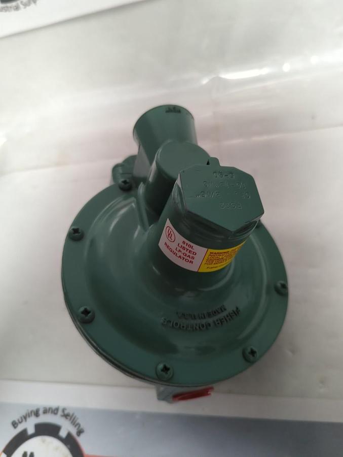 FISHER CONTROLS,810L,L-P GAS REGULATOR NOS