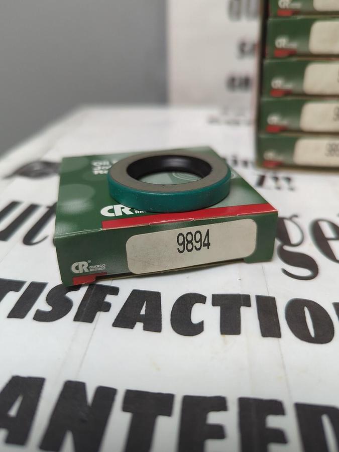 CHICAGO RAWHIDE,9894,OIL SEALS LOT OF 10 NOS