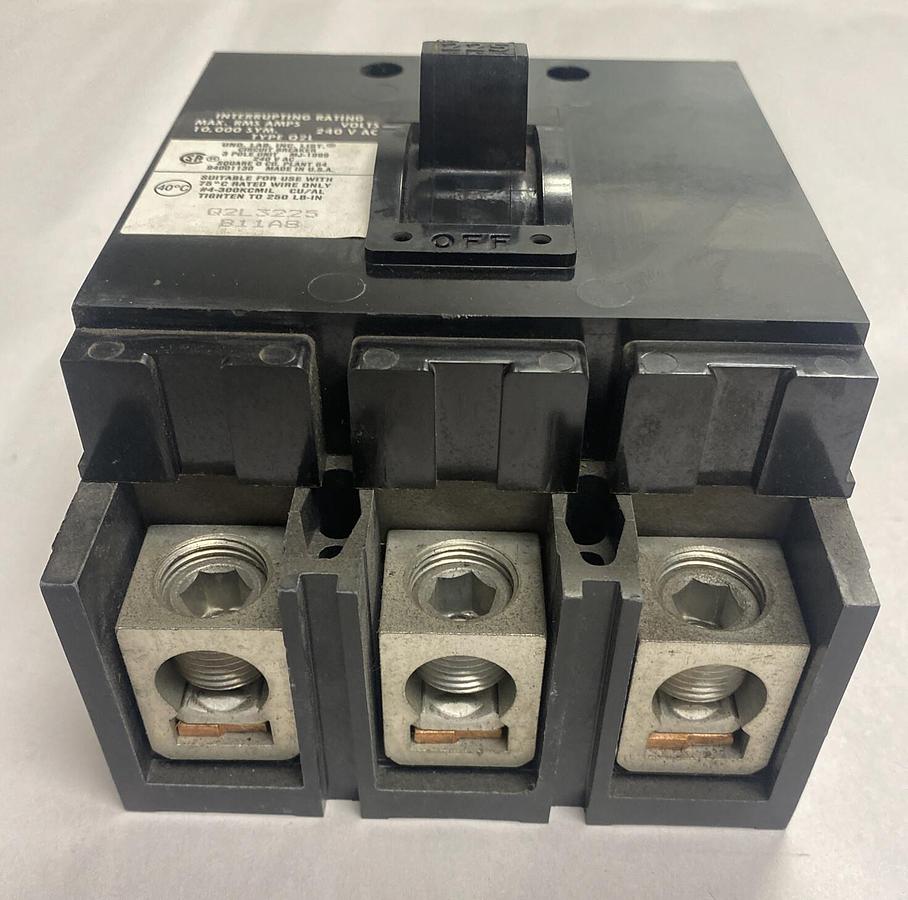 Square,D MJ-1999 Q2L3225B11AB,Circuit Breaker 225A 240V 3 Pole NOS