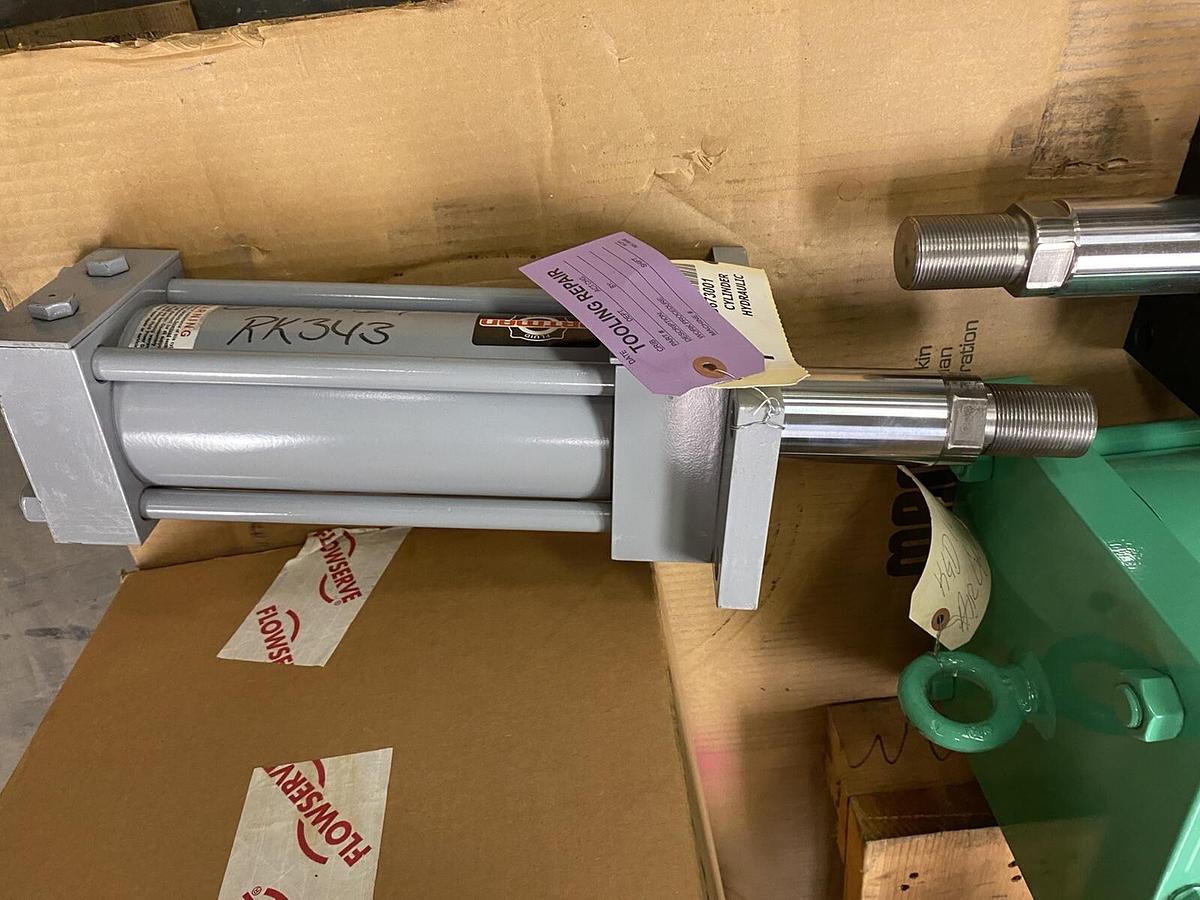 ORTMAN,PW624C673001,HYDRAULIC CYLINDER 8INCH STROKE 3.25INCH BORE