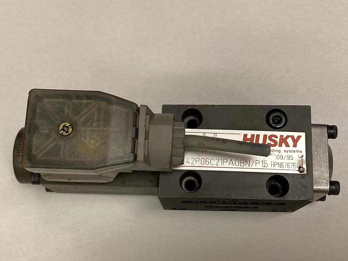 Used Husky,WE42P06C21PAOBN/P15,Solenoid Valve HPN-676764