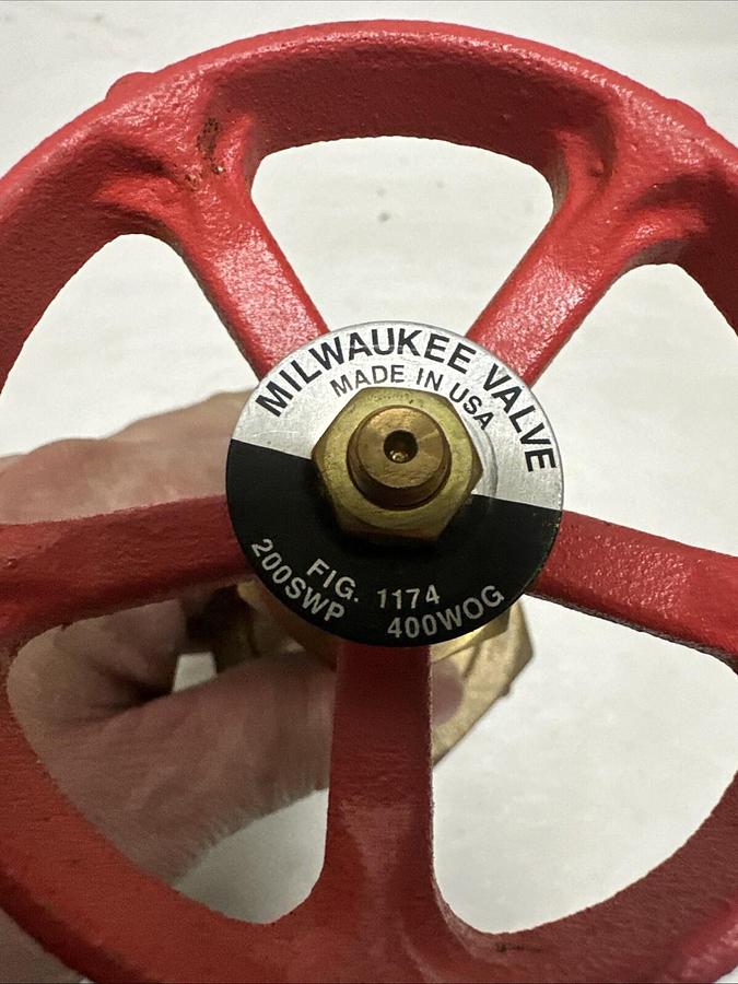 Milwaukee,200SWP 400WOG,1-1/2" Fig. 1174 Brass Gate Valve