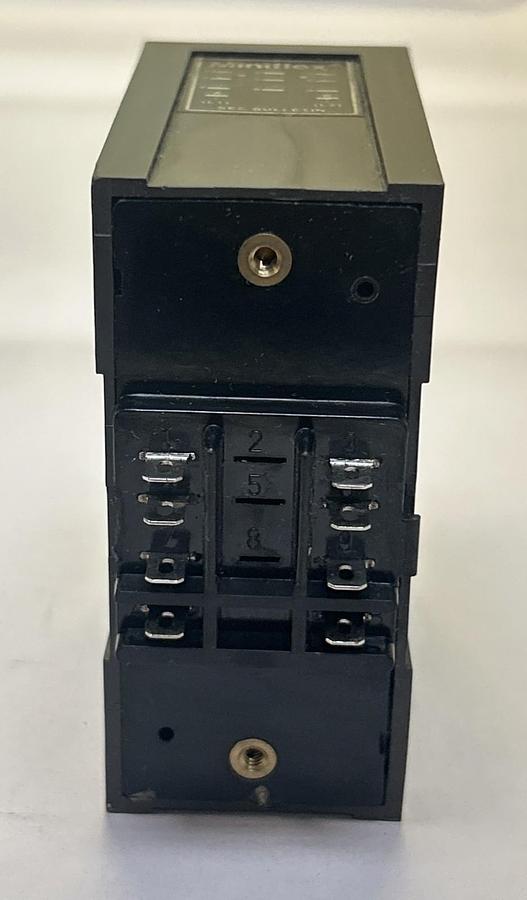 Used EAGLE SIGNAL,DB105A3,TIMER 20-120 SEC