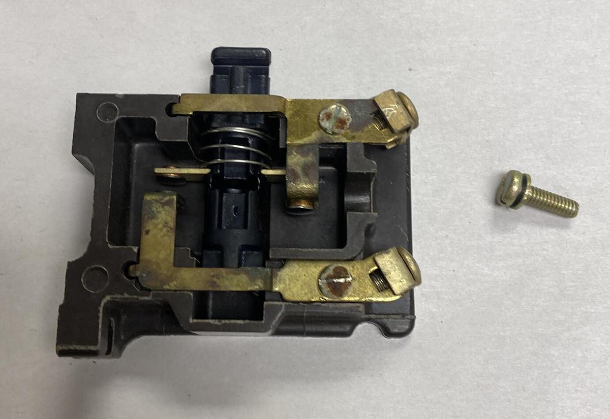 SYLVANIA,KPM-21A,CONVERTIBLE POLE KIT LOT OF 2 NOS