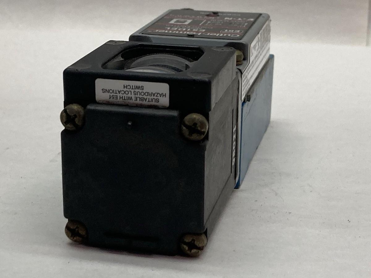 Used Cutler Hammer,E51DEL,Photo-Emitter Series B2