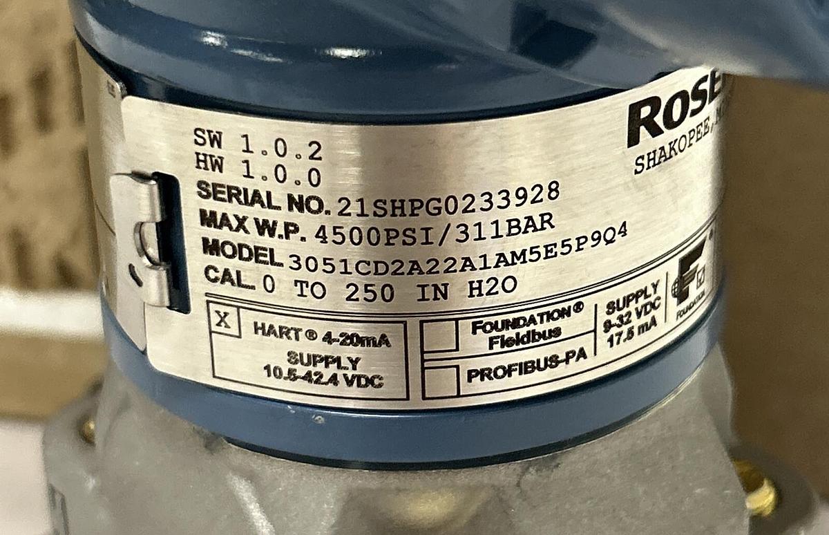 Used EMERSON ROSEMOUNT,3051CD2A22A1AM5E5P9Q4,PRESSURE TRANSMITTER NEW