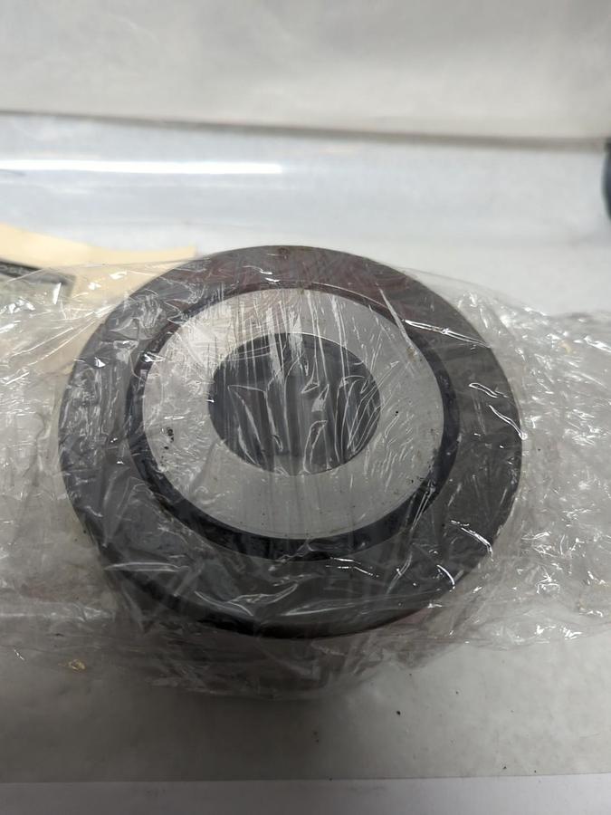 OSBORN,PLRY5,PLAIN YOKE STYLE LOAD RUNNER 1-3/4 IN BORE 5 IN O.D. MISSING BOX