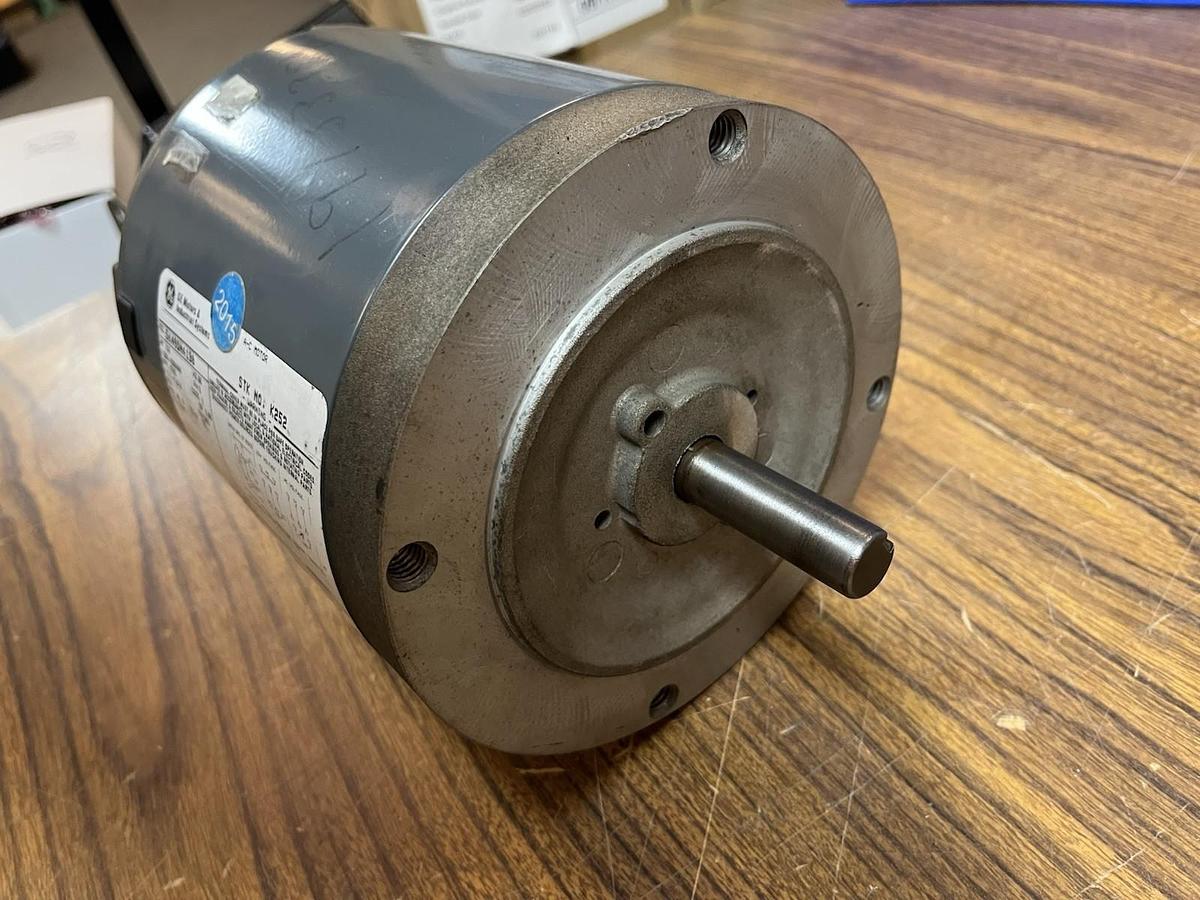 Used GE,5K49DN4130,MOTOR 1/4HP 1725RPM 3PH 56C