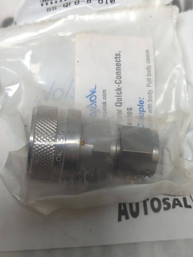 SWAGELOK,SS-QF8-B-810,QUICK CONNECT FITTING 1/2 INCH LOT OF 5 NEW IN BOX