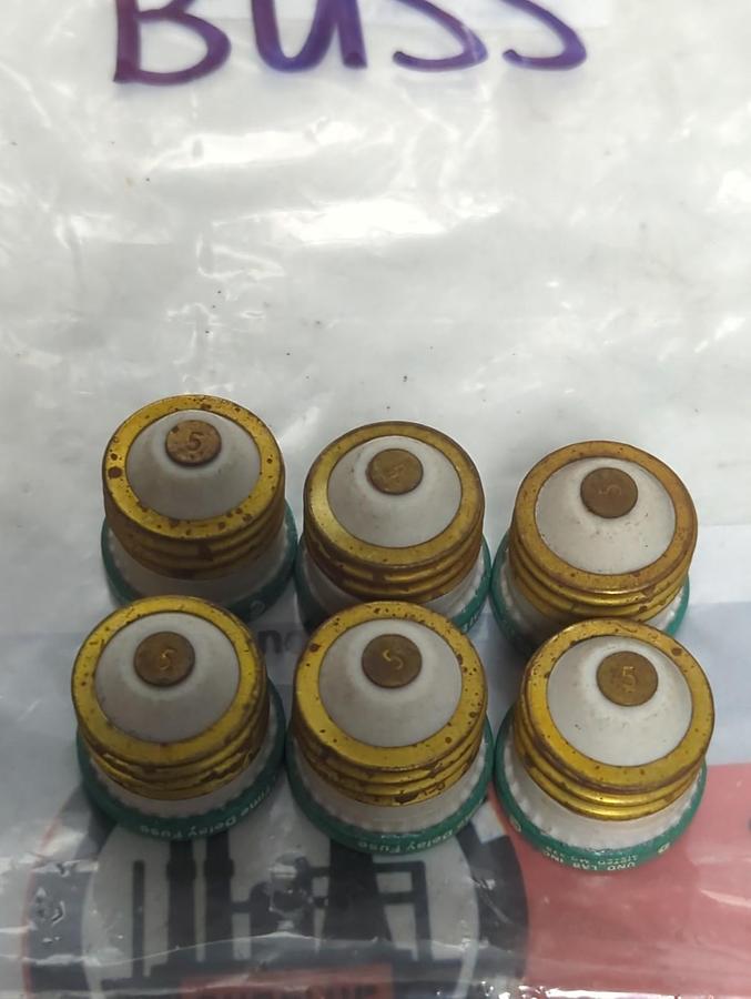 Used BUSSMANN,5 AMP,SCREW IN FUSE 5 AMP LOT OF 6 PRE-OWNED