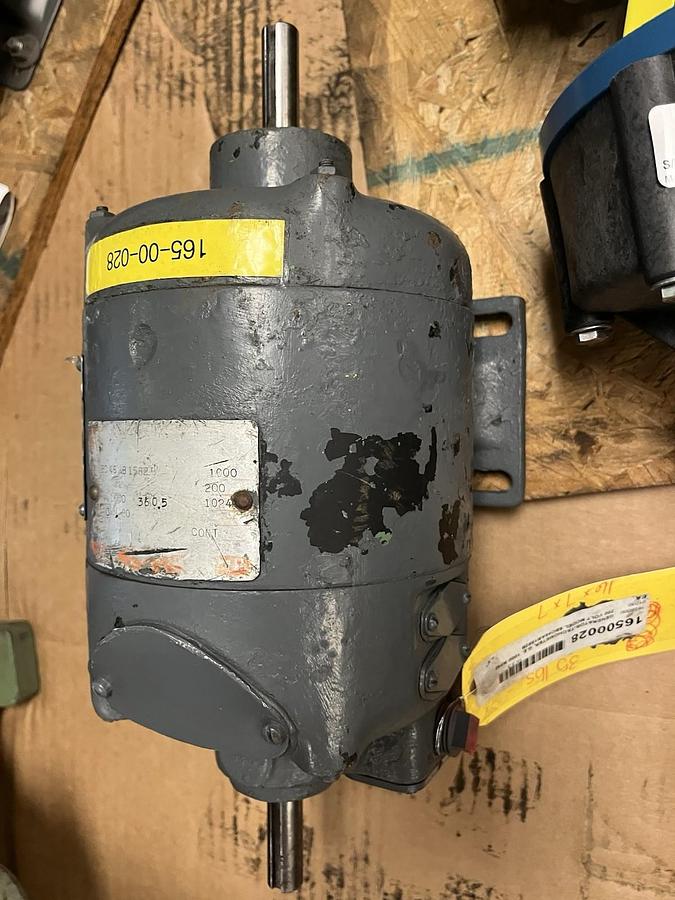 Used GE GENERAL ELECTRIC,5BC46AB1582B,PERMANENT-MAGNETIC TACHOMETER GENERATOR