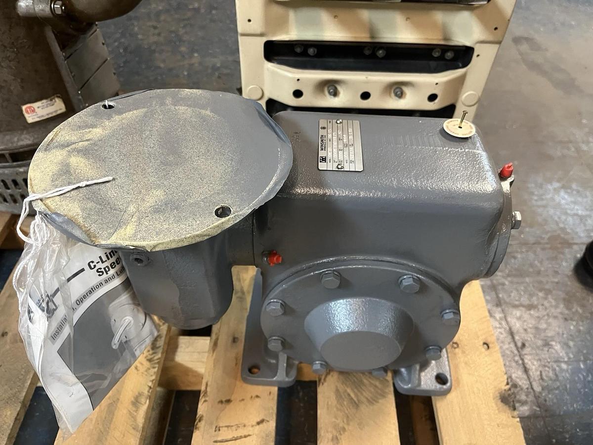 Used WINSMITH,6MCTD,GEAR SPEED REDUCER RATIO 750 INPUT .62HP 1800RPM