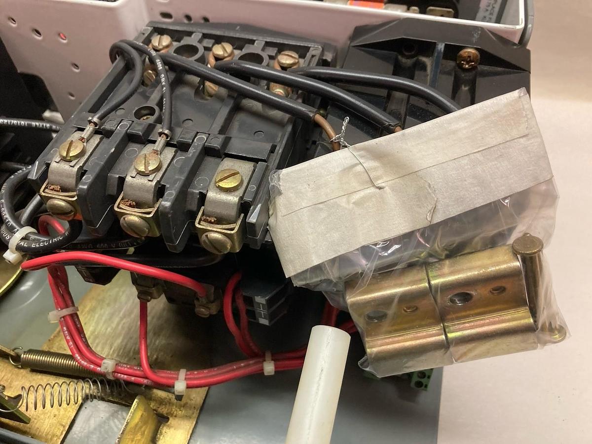 Used Allen Bradley,2100 2112B,Size 1 Starter MCC Bucket