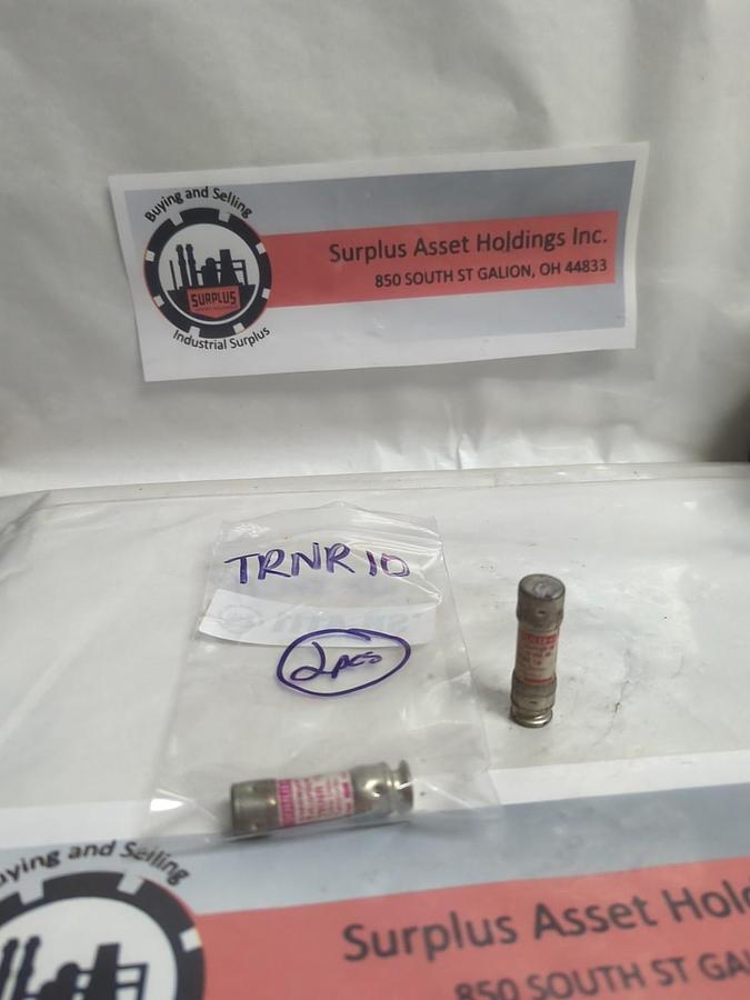 Used GOULD SHAWMUT,TRNR10,TRI-ONIC 10 AMP FUSE LOT OF 2 PRE-OWNED