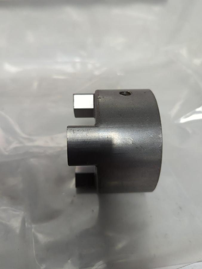 Used BROWNING,CHJP5,JAW COUPLING HUB 3/4 INCH BORE PRE-OWNED
