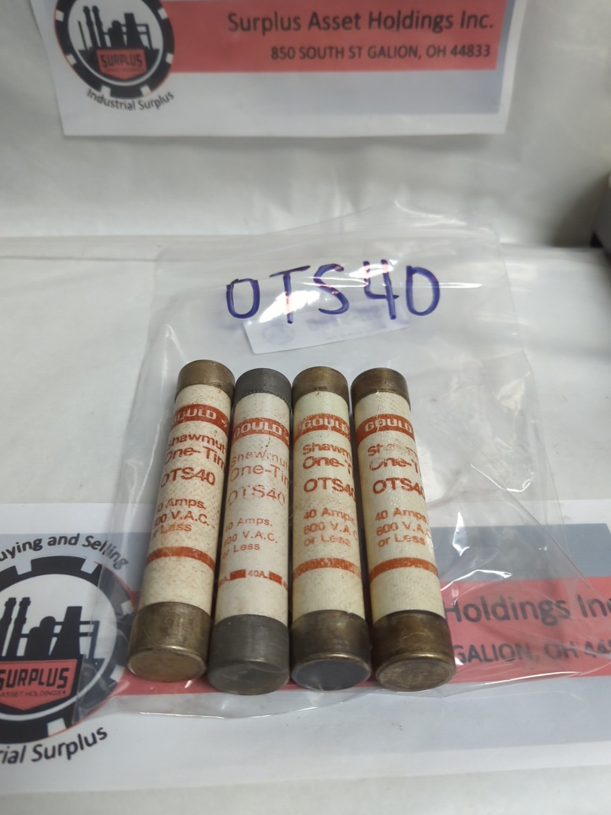 Used GOULD SHAWMUT,OTS40,ONE-TIME 40 AMP FUSE LOT OF 3 PRE-OWNED