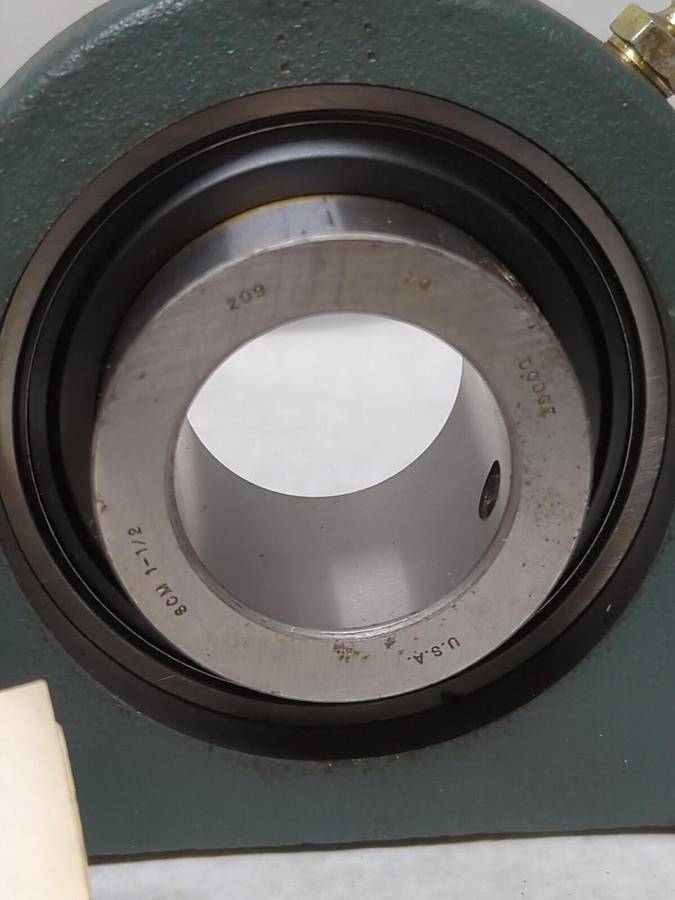 DODGE,126811,PILLOW BLOCK BEARING 1-1/2 INCH BORE NOS