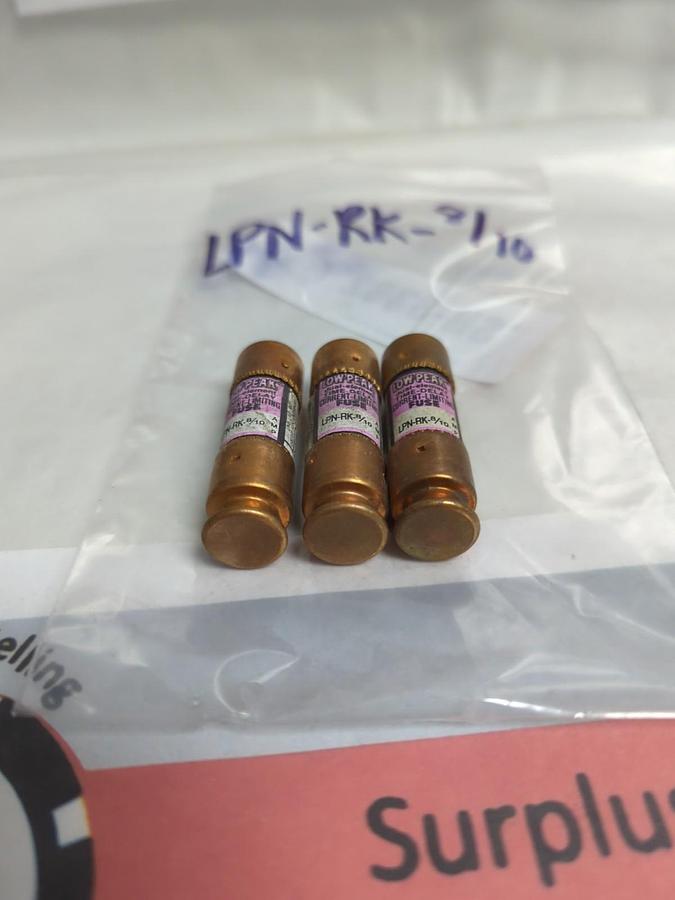 Used COOPER BUSSMANN,LPN-RK-8/10,LOW-PEAK 8/10AMP FUSE LOT OF 3 PRE-OWNED