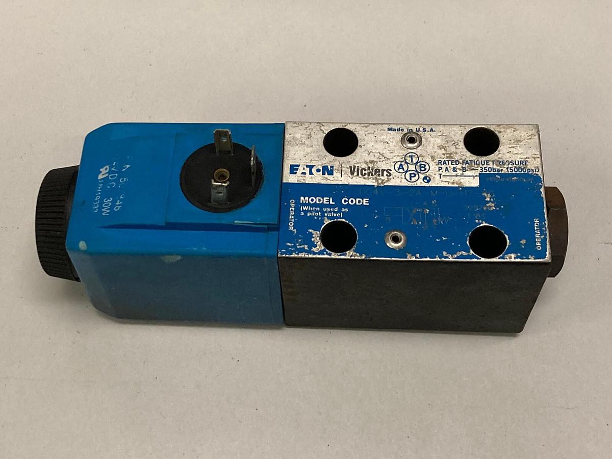 Used Eaton Vickers,DG4V-3-2A-M-U-H7-60,Directional Spool Valves