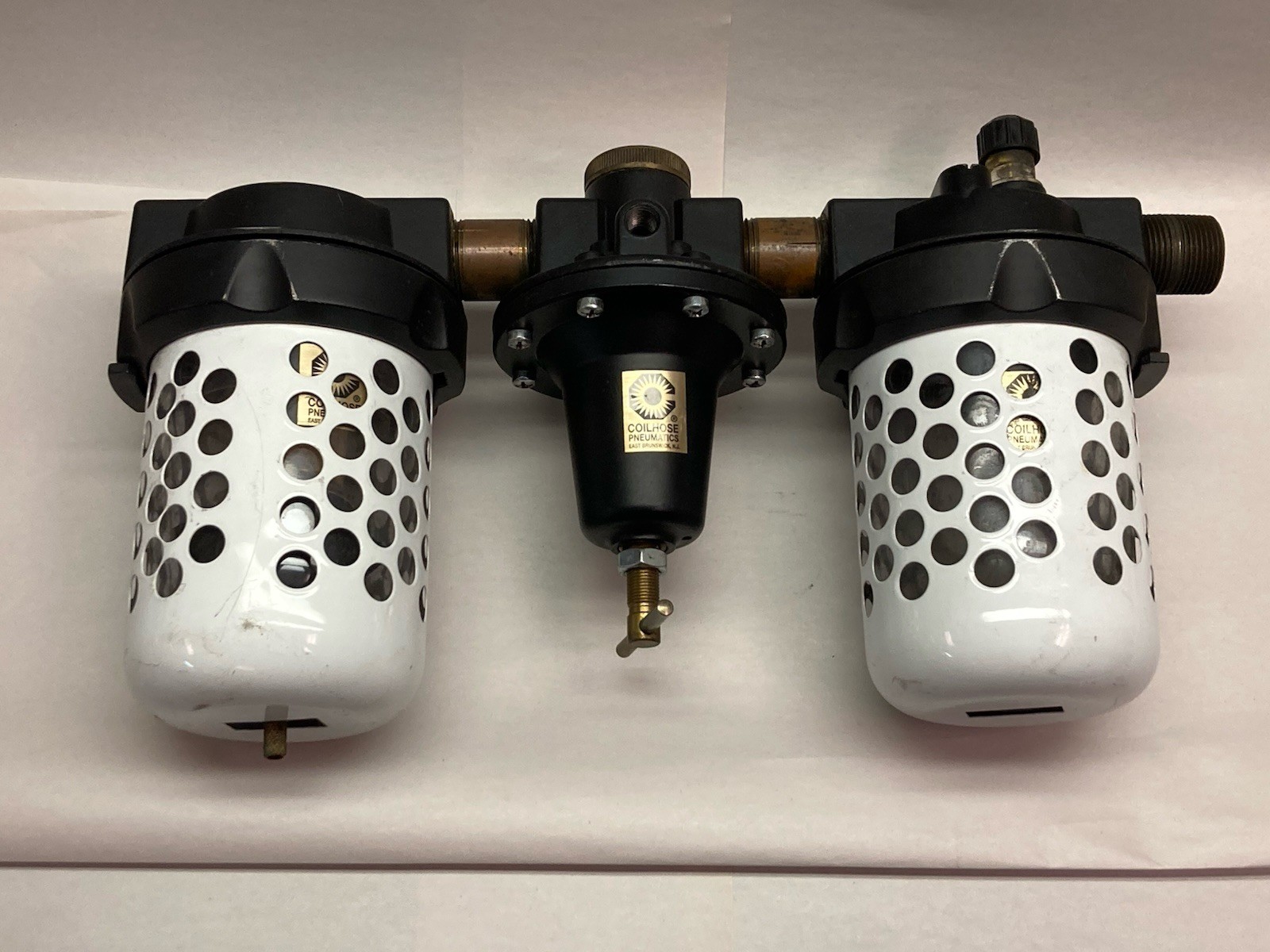 Used Coilhose Pneumatics,Model 8808,Pressure Gauge w/3 Piece Filters 125PSI Max