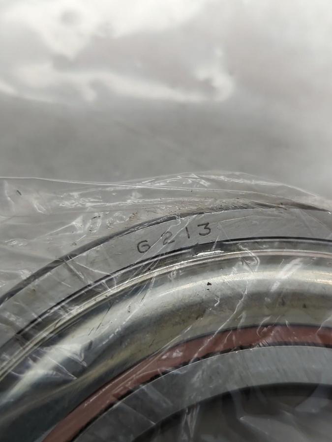 Used SKF,G213,DEEP GROOVE BALL BEARING WITH FILLING SLOTS 65MM BORE PRE-OWNED