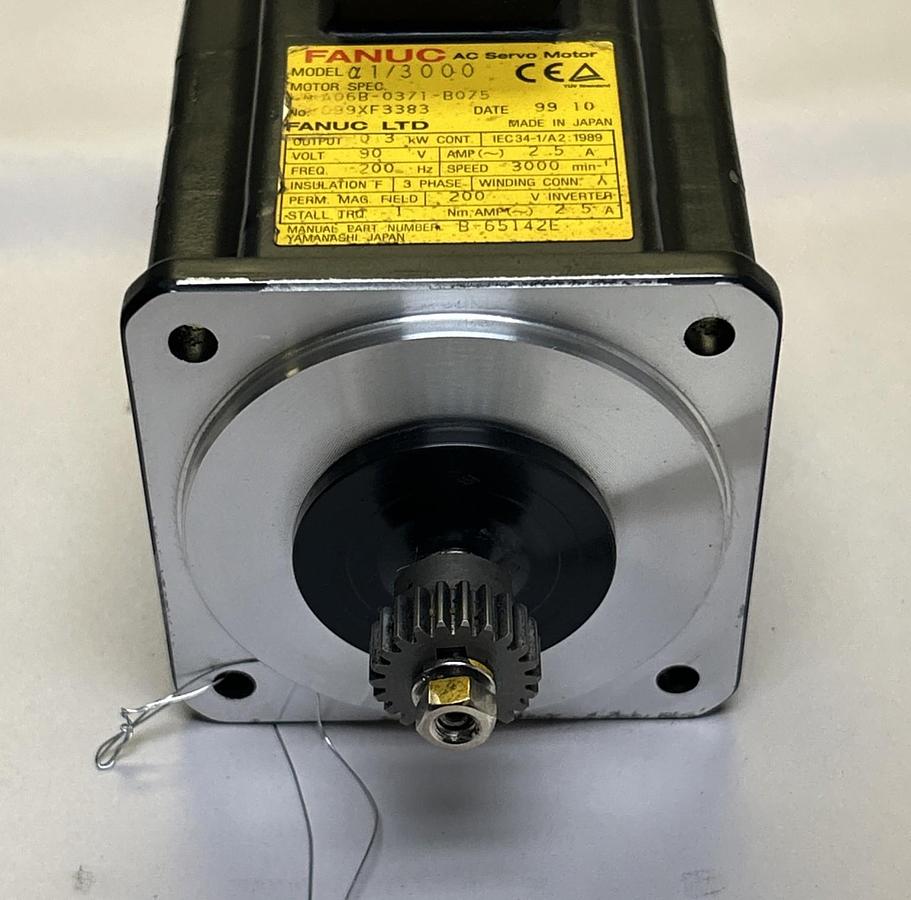Used FANUC,A06B-0371-B075,AC SERVO MOTOR 2.5A 90V 3000RPM