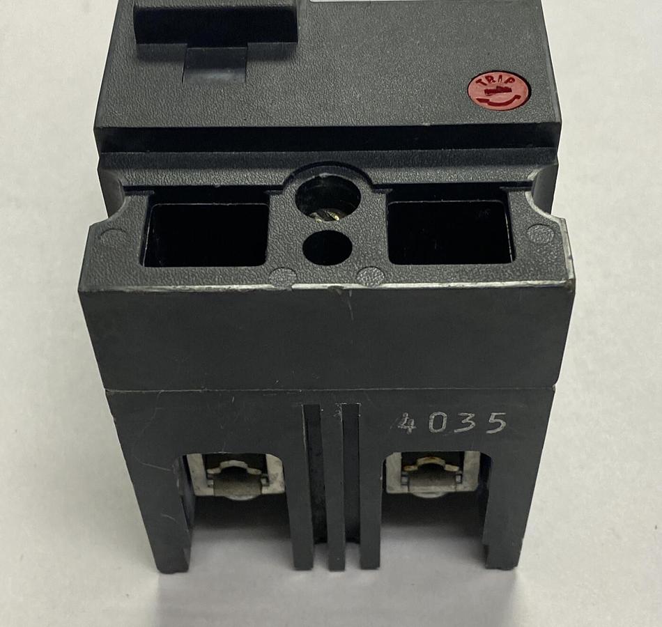 Used GENERAL ELECTRIC,TED124035,CIRCUIT BREAKER 35A 2P 480V