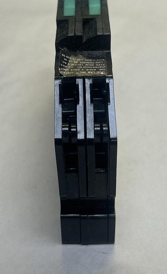 Used THOMAS & BETTS,RC38-30,TANDEM CIRCUIT BREAKER 30A 120/240V 2P