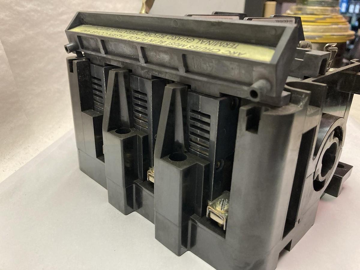 Used Allen-Bradley,1494V-DS30,Disconnect Switch Ser A 30A 600Vac 250VDC