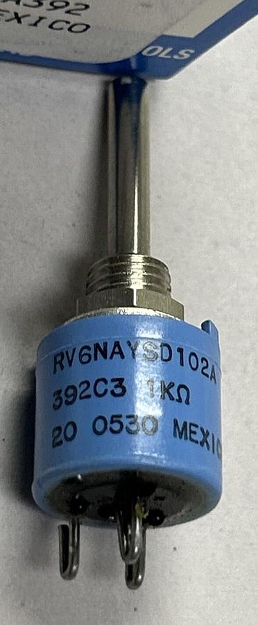 Used CLAROSTAT,392C31K,POTENTIONER NOS