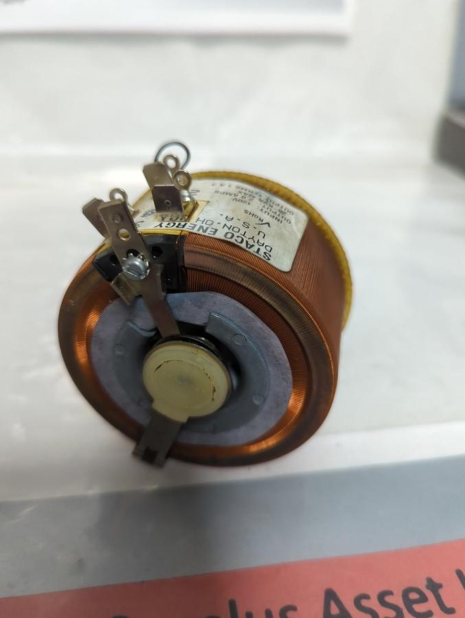Used STACO ENERGY,TYPE 201,TRANSFORMER/VARIABLE RESISTOR PRE-OWNED
