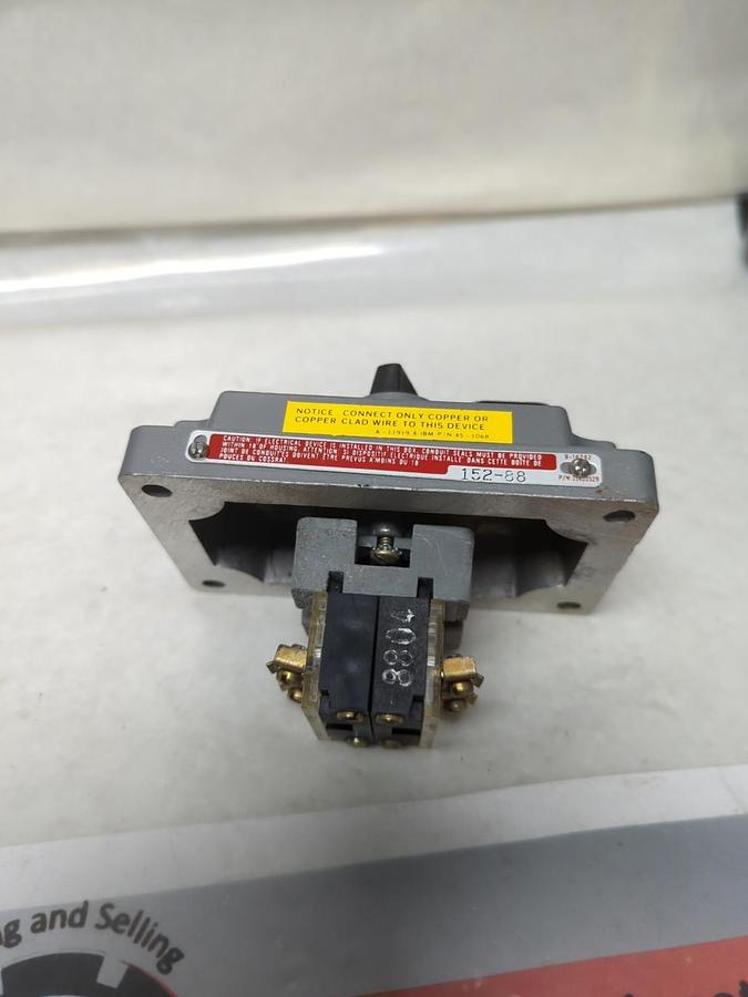 Used KILLARK,XCS-0S2A1,2-POSITION SELECTOR SWITCH PRE-OWNED