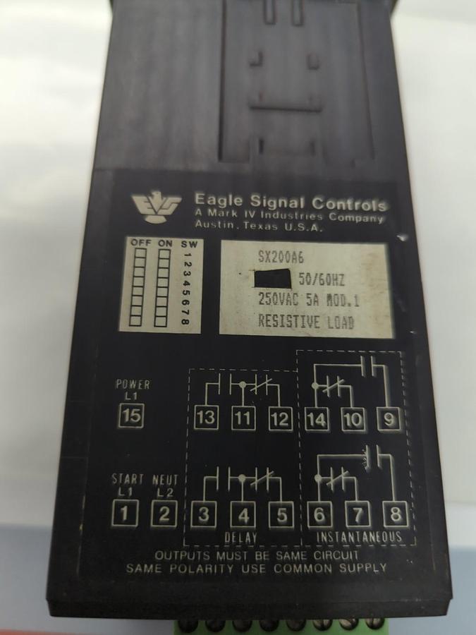 Used EAGLE SIGNAL,SX200A6,DIGITAL TIMER 50/60HZ 250VAC 5A MOD.1 PRE-OWNED