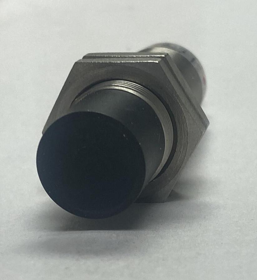 Eaton,E57-18LE20-BD,Inductive Proximity Sensor NOS