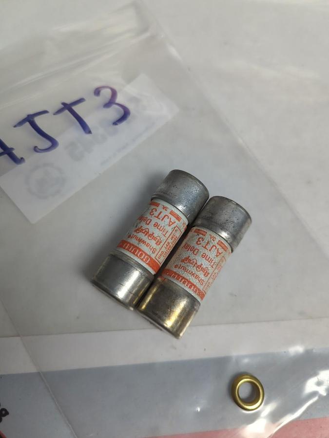 Used GOULD SHAWMUT,AJT-3,AMP-TRAP 3 AMP FUSE LOT OF 2 PRE-OWNED