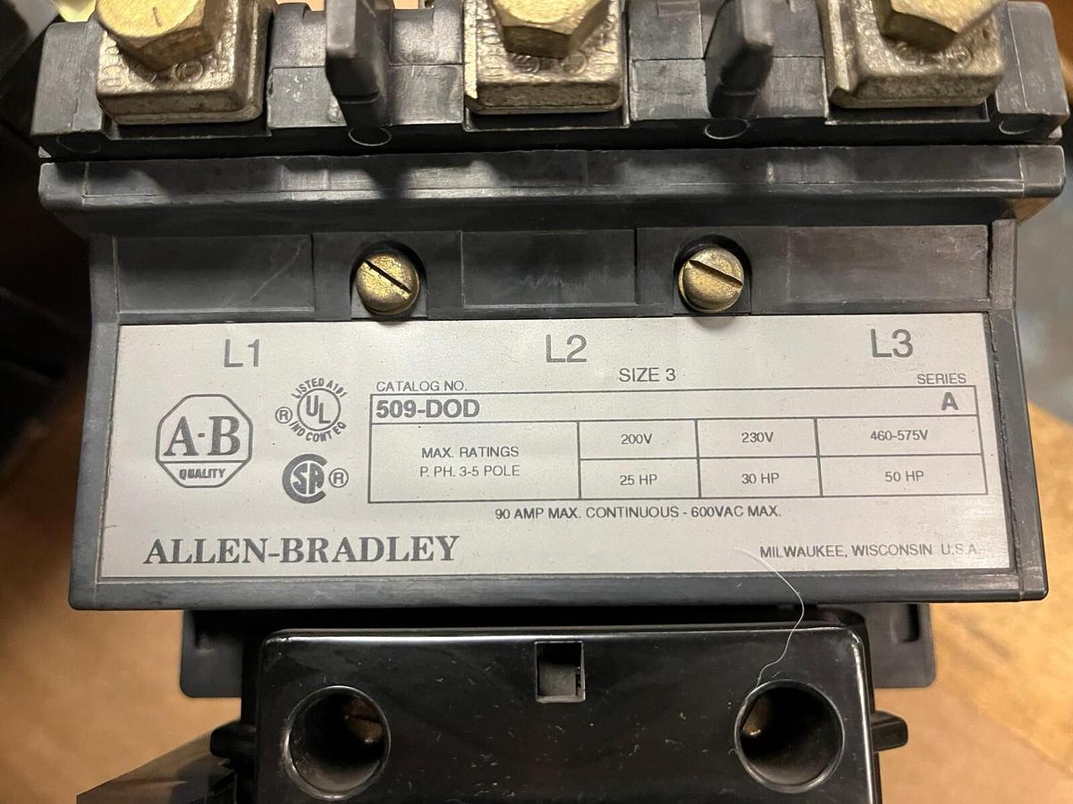 Used ALLEN BRADLEY,509-DOD,SIZE 3 MOTOR STARTER 120V COIL VERY NICE CONTACTS SEE PIC