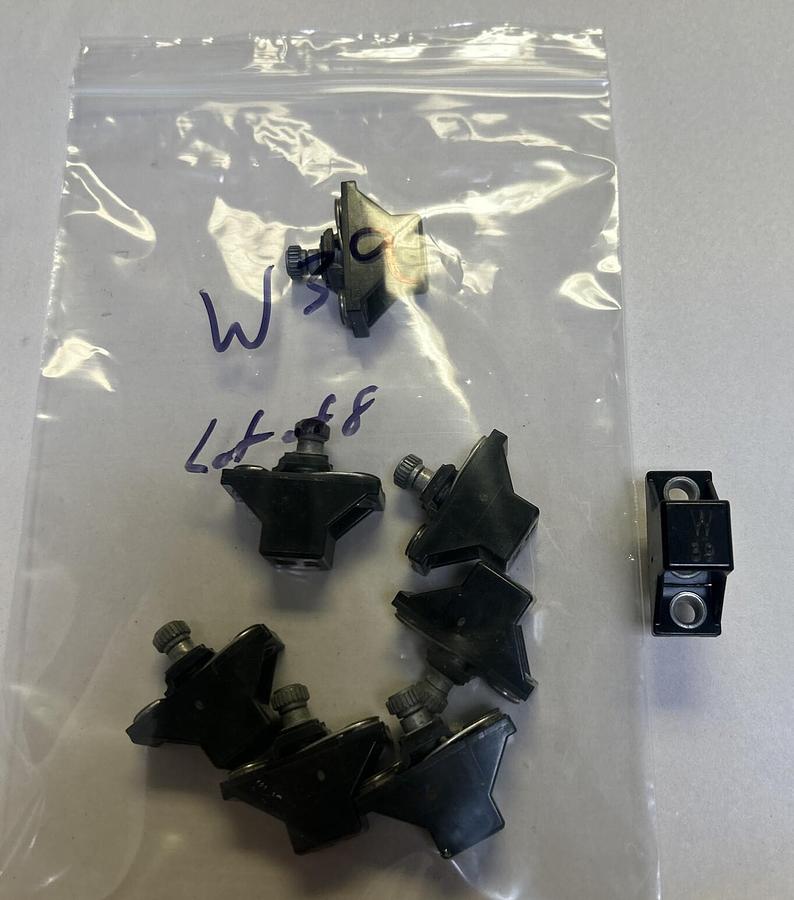 Used ALLEN BRADLEY,W39,THERMAL OVERLOAD HEATER ELEMENT LOT OF 8