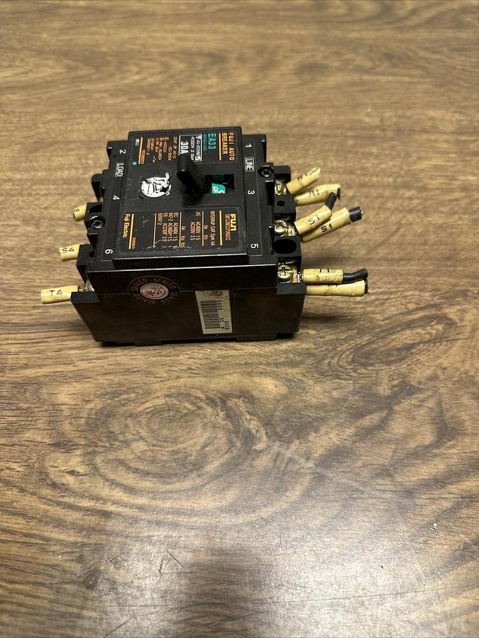 Used Fuji Electric,EA33,15 Amp 3 Pole Circuit Breaker