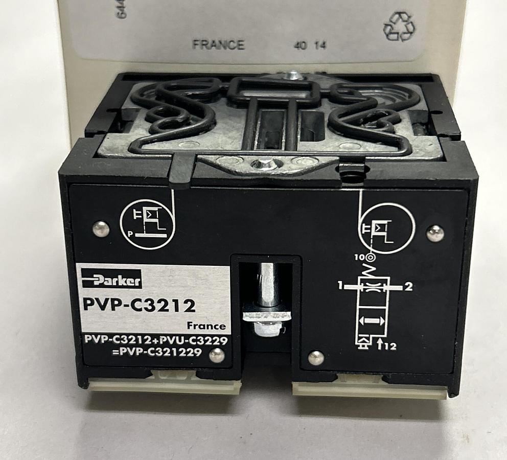 Used PARKER,PVPC3212,VALVE NEW