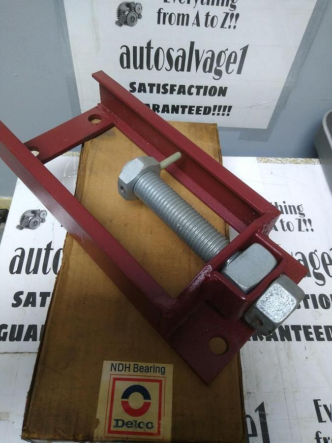 Delco New Departure,3SM4,Take Up Bearing Frame NOS