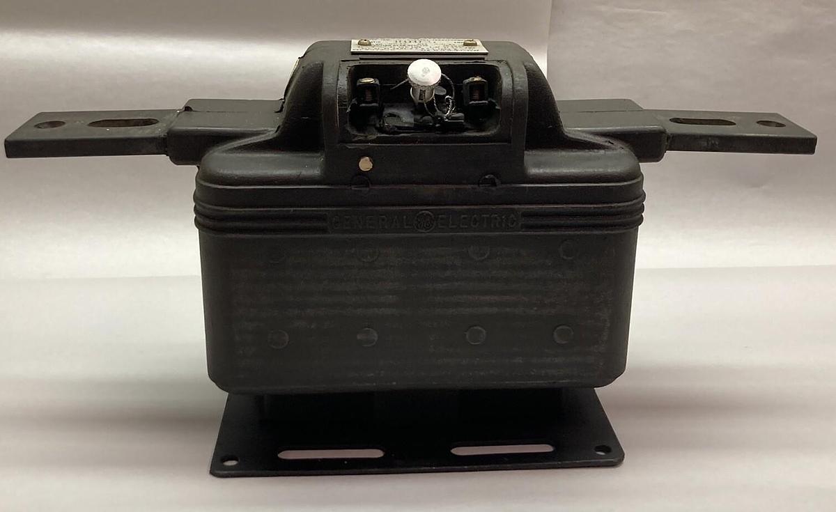 Used General Electric,Type JKM-3,Current Transformer 497x35 Ratio 400:5