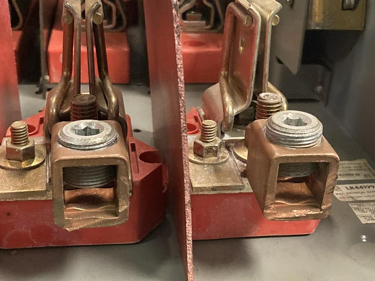 Used Square D,Class 9422 Type TG-2,Disconnect Switch LR44199 400A 600Vac 600VDC