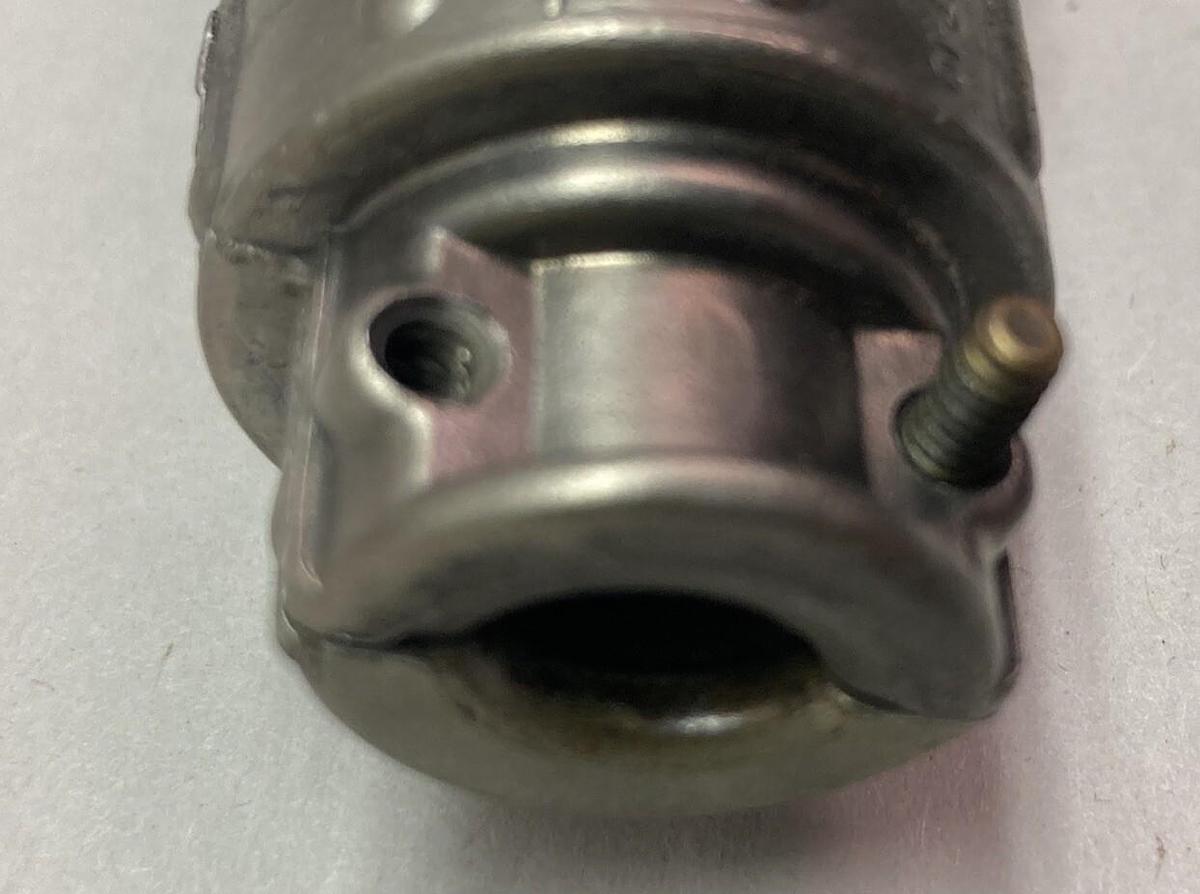 Used Amphenol,97-3057-10-6,Cable Clamp