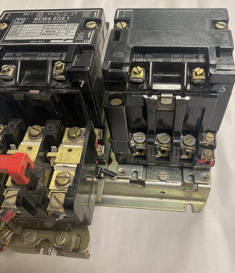 Used Square D,8736 SC0 8,Reversing Motor Starter Size 1 120V Coil
