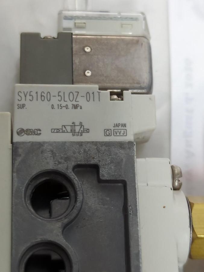 Used SMC,SY5160-5L0Z-011,SOLENOID VALVE LOT OF 2 PRE-OWNED