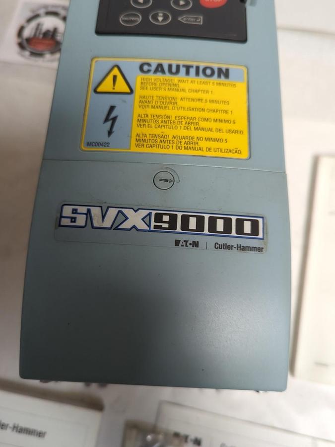 EATON CUTLER HAMMER,SVX002A1-4A1B1,ADJUSTABLE FREQUENCY DRIVE NOS