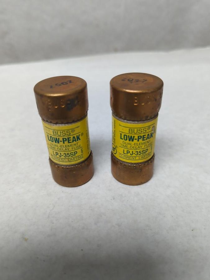 Used COOPER BUSSMANN,LPJ-35SP,LOW-PEAK 35 AMP FUSE LOT OF 2 PRE-OWNED