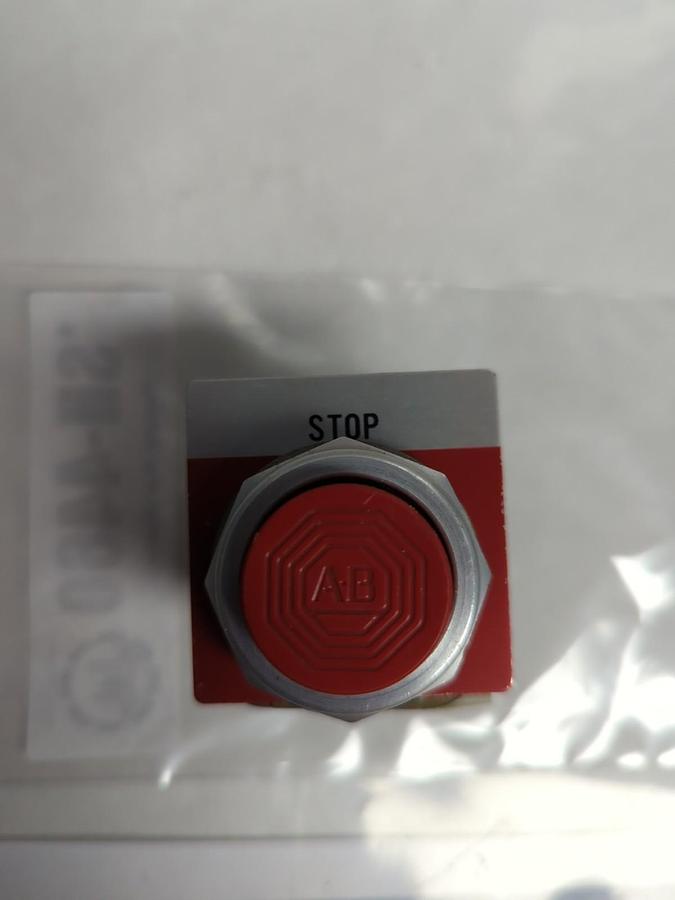 Used ALLEN BRADLEY,800T-B,PUSH BUTTON RED/STOP PRE-OWNED