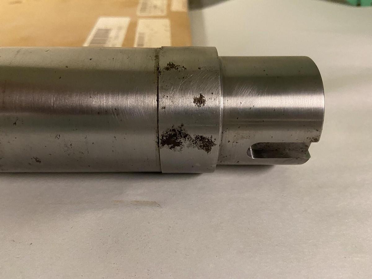 UNBRANDED,300-MD642-1000B,Splined Shaft  Stainless Steel  2 INCH Dia NOS